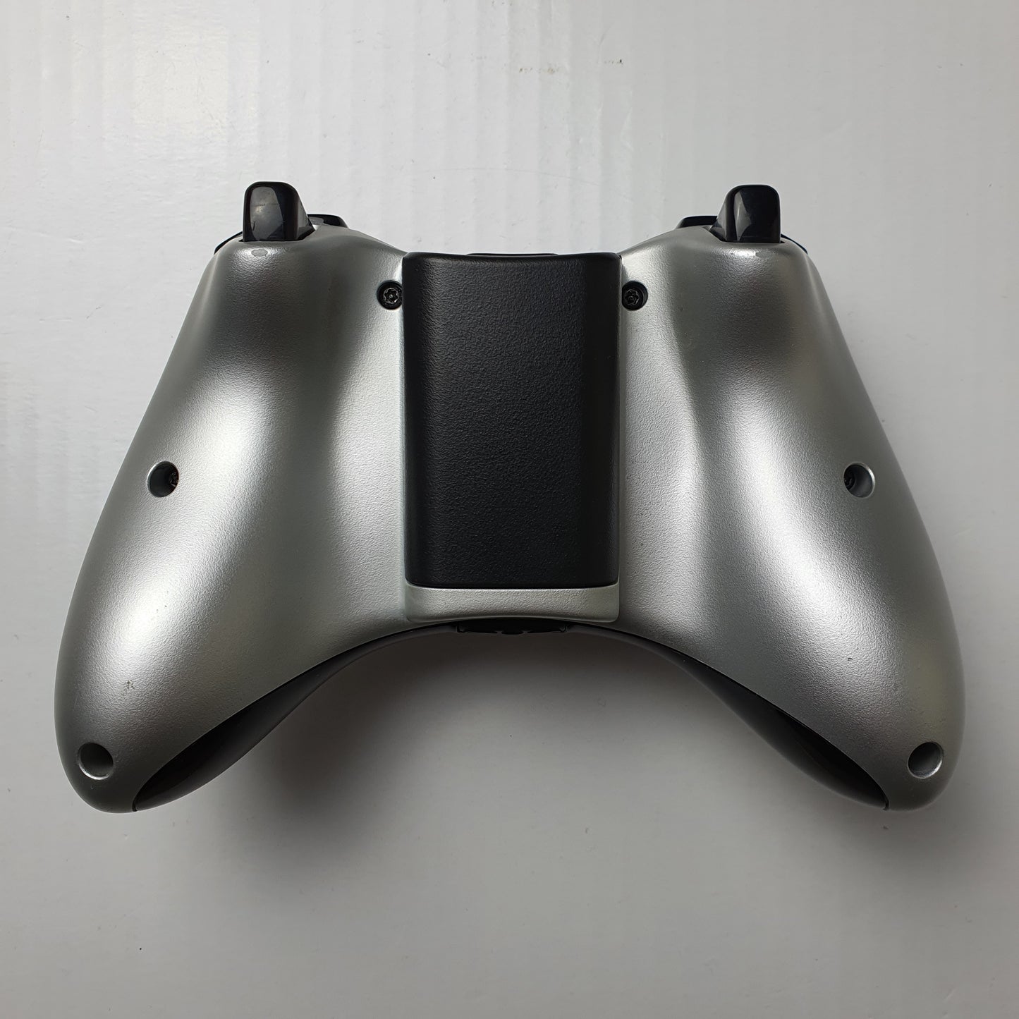 Official Microsoft Xbox 360 Special Edition Silver Wireless Controller
