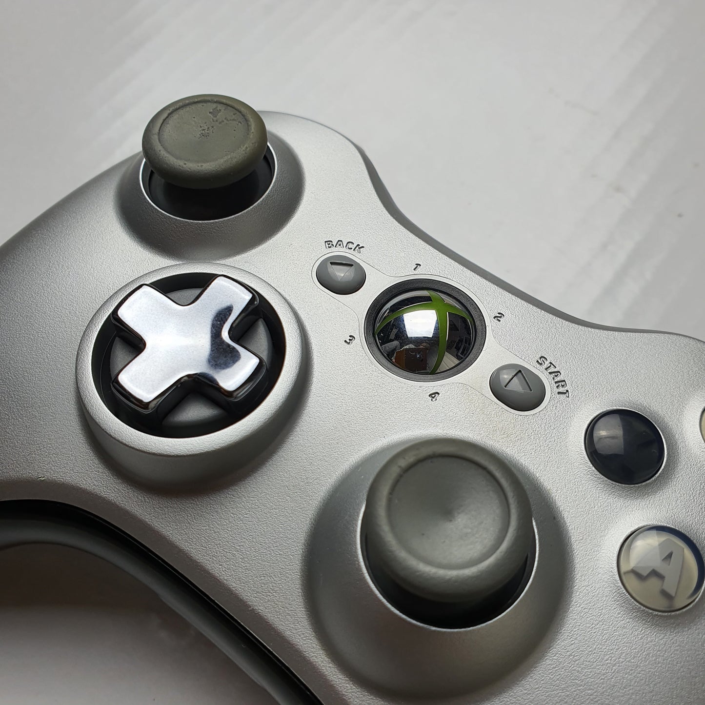 Official Microsoft Xbox 360 Special Edition Silver Wireless Controller