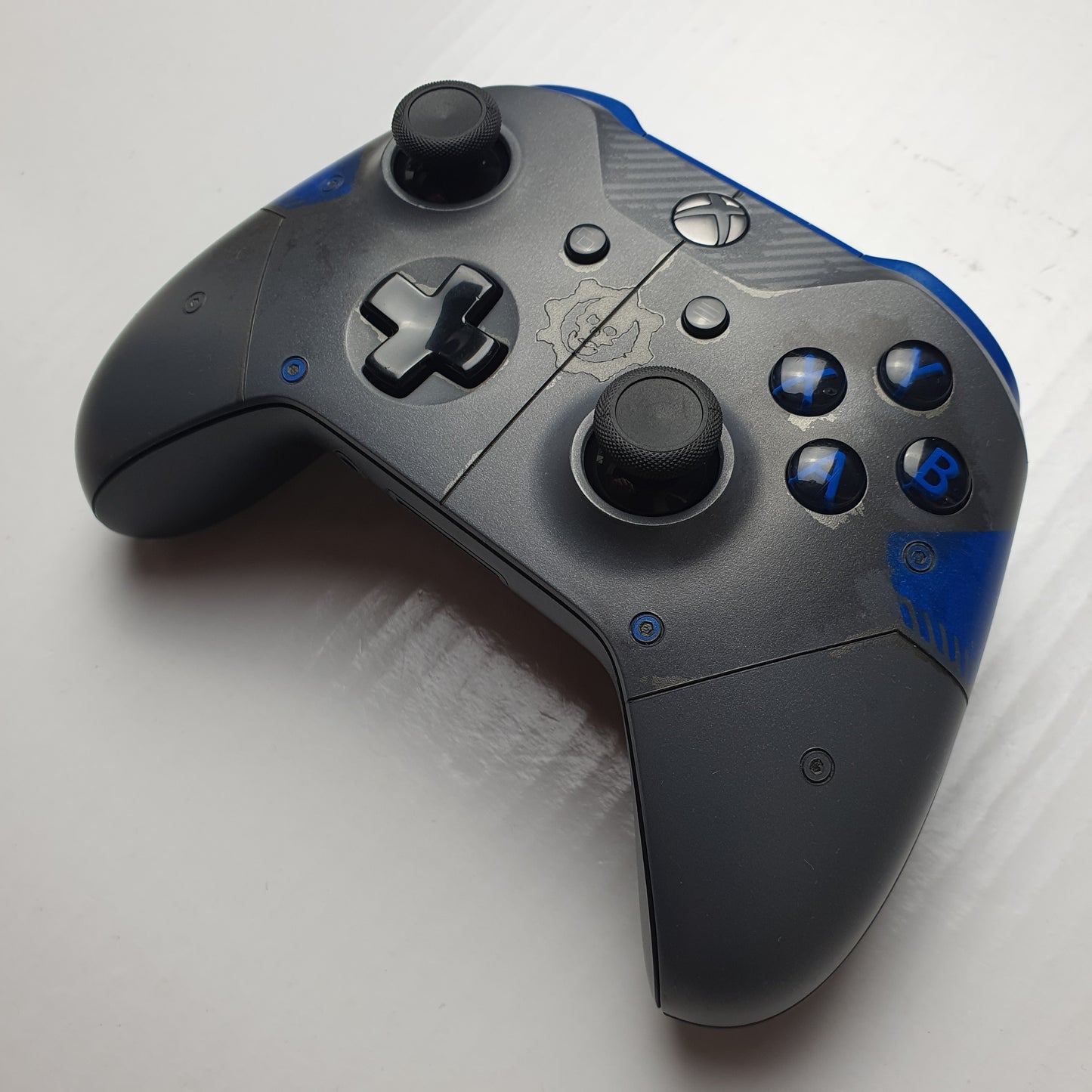 Official Microsoft Xbox Limited Edition 'Gears of War 4: JD Fenix' Wireless Bluetooth Controller 1708