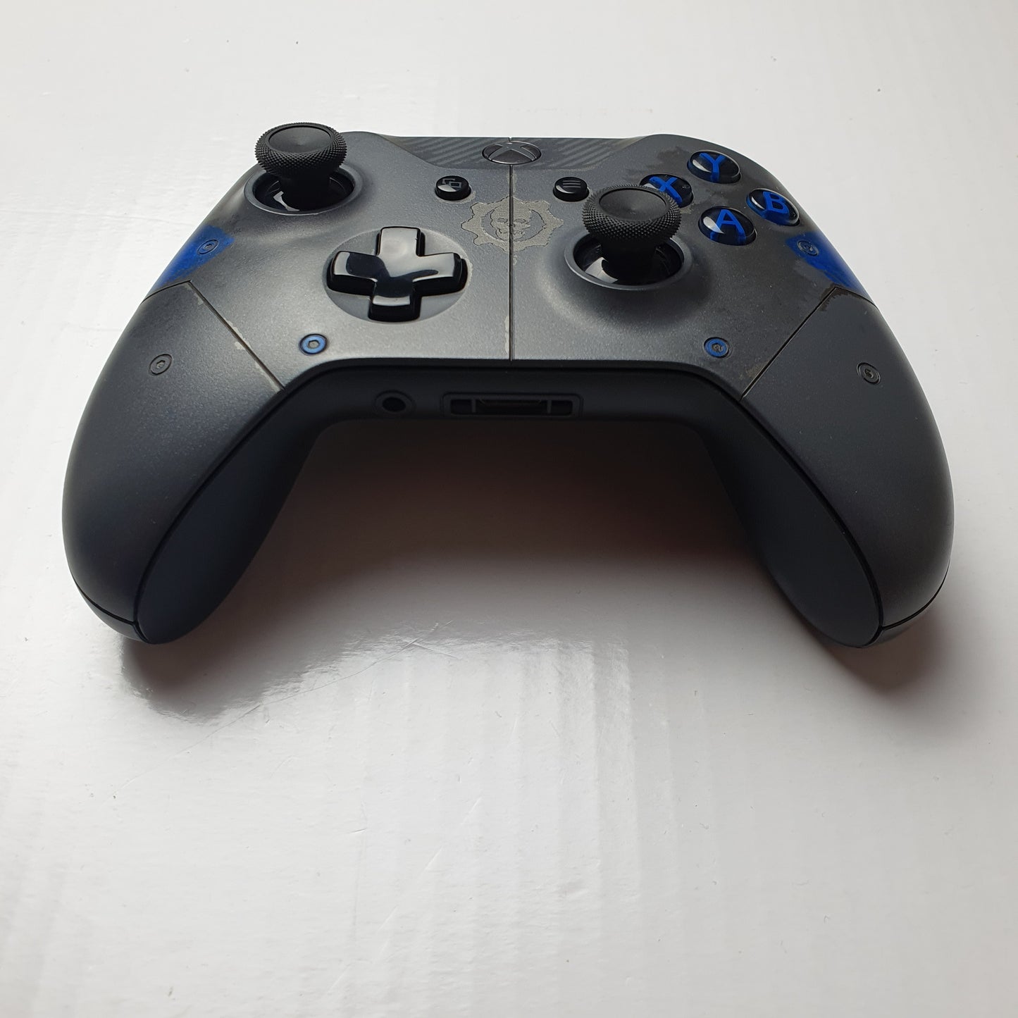 Official Microsoft Xbox Limited Edition 'Gears of War 4: JD Fenix' Wireless Bluetooth Controller 1708