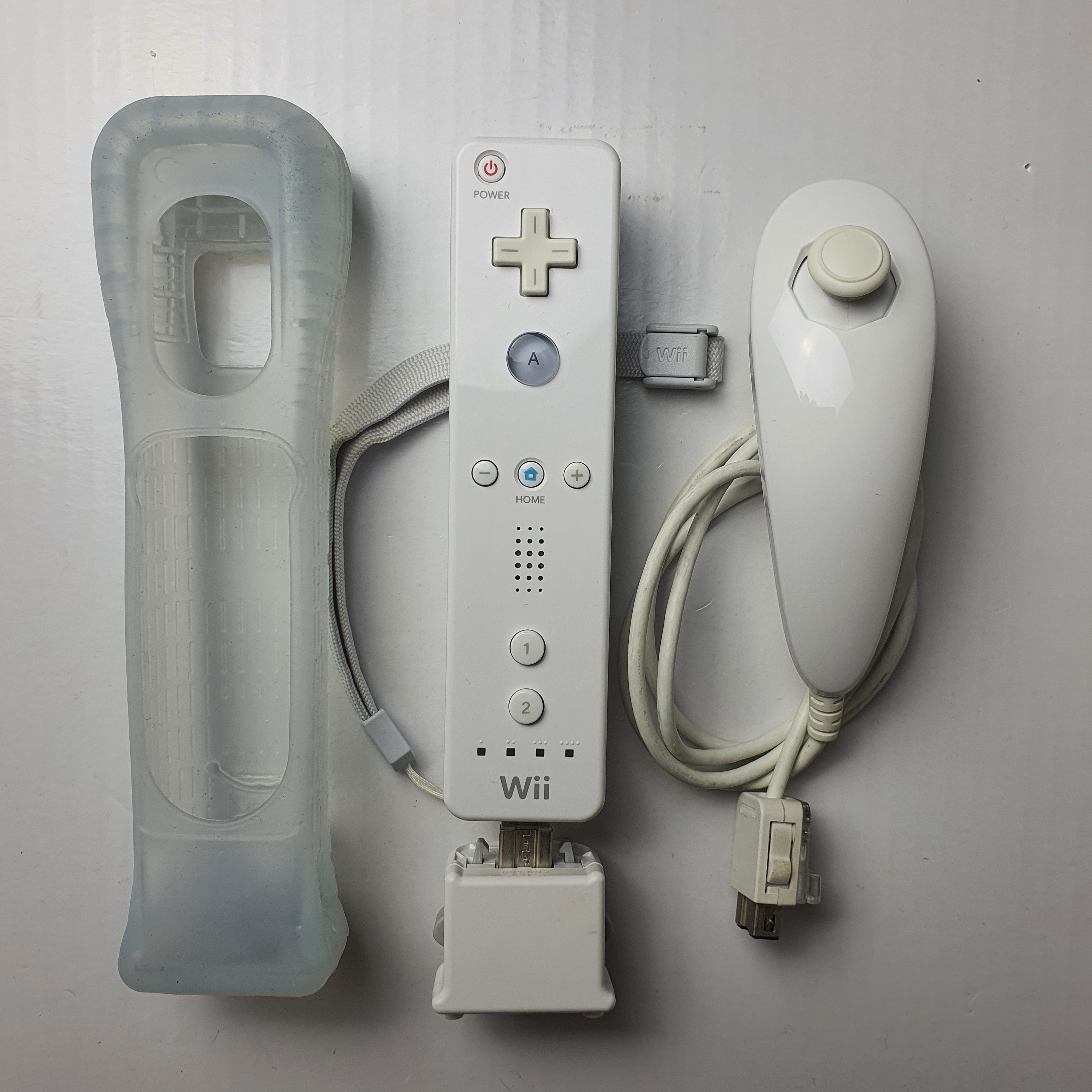 RARE Nintendo Wii Controller and outlet a Nunchucks-black and white