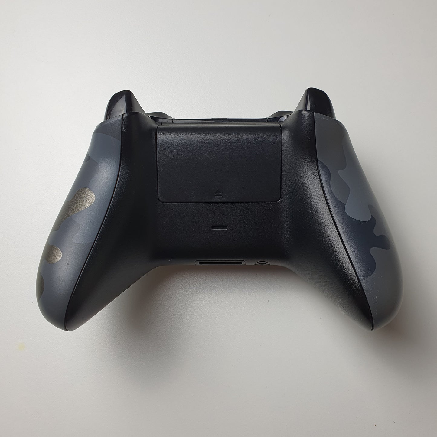 Official Microsoft Xbox 'Night Ops' Wireless Bluetooth Controller 1708