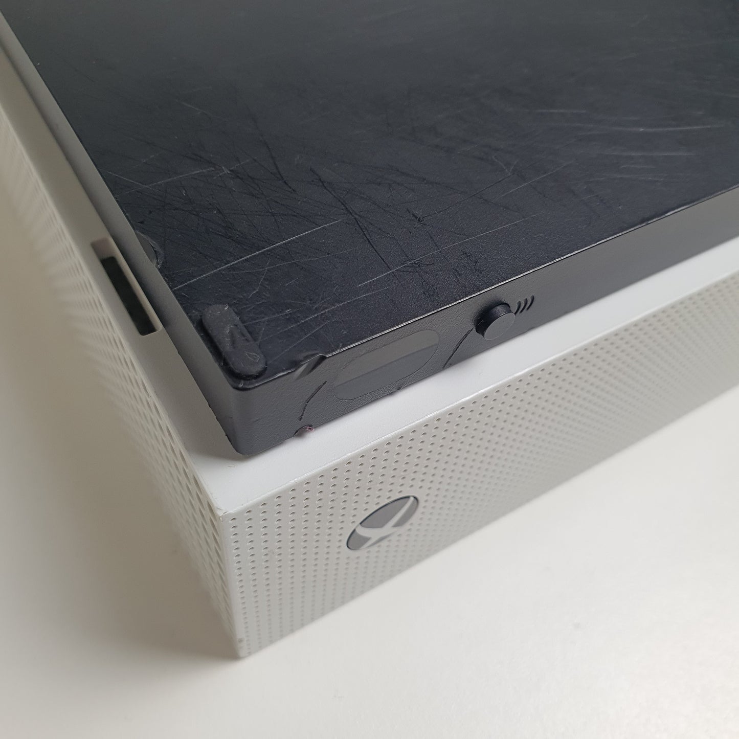 Microsoft Xbox One S 500GB White Disk Edition Bundle - Inc. Console, Controller and Cables