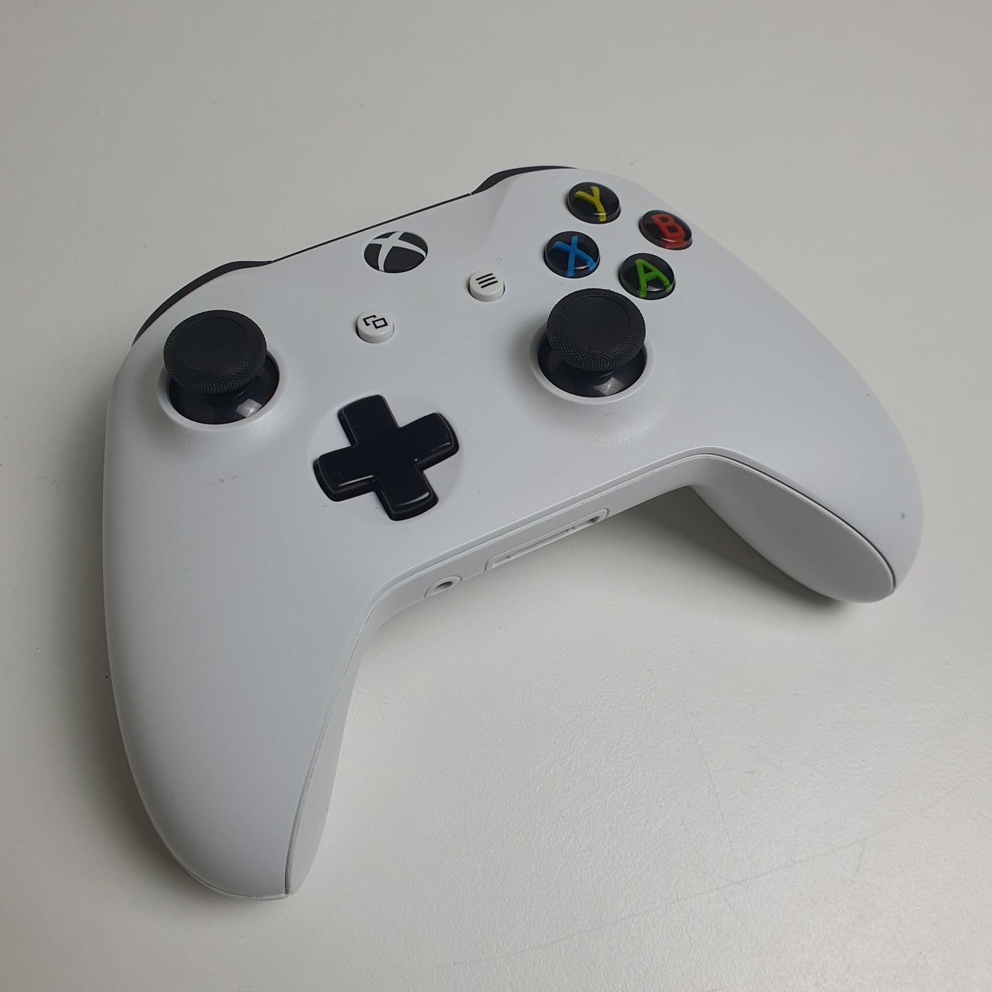 Microsoft Xbox One S 500GB White Disk Edition Bundle - Inc. Console, Controller and Cables