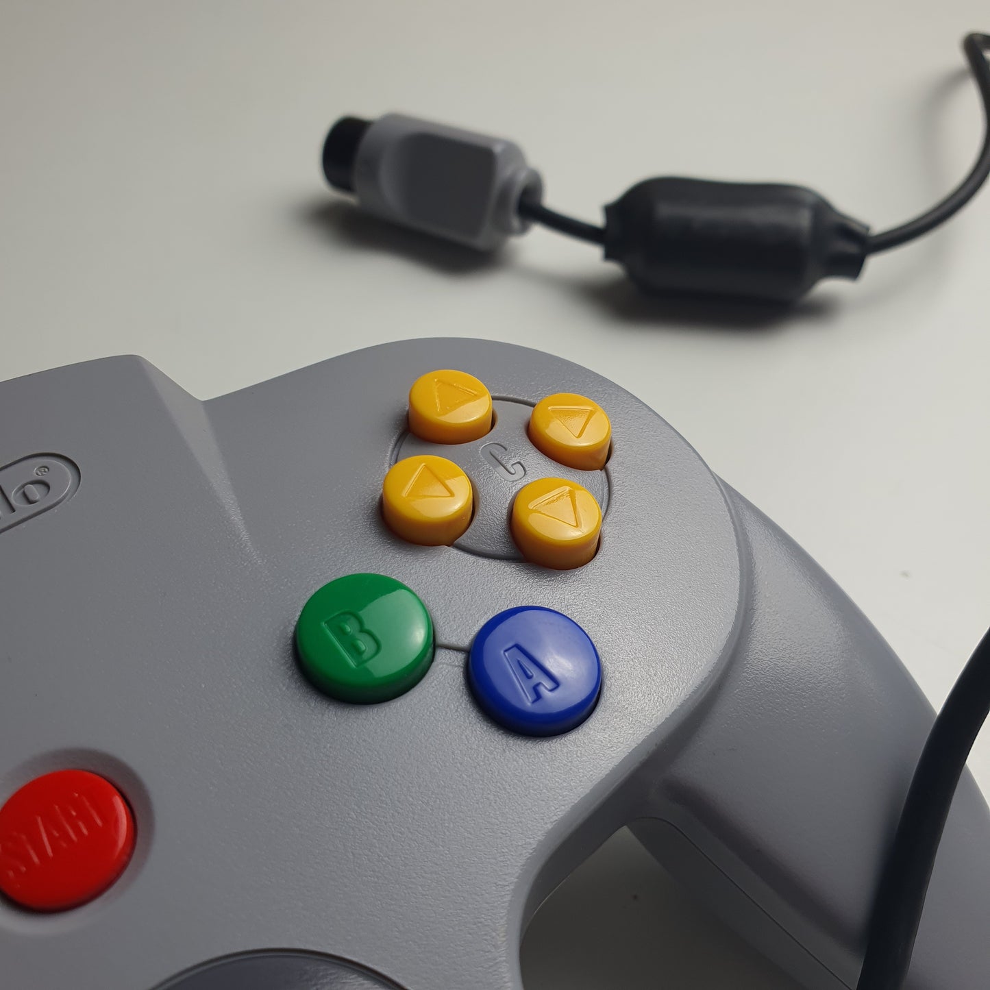 Official Nintendo 64 N64 Grey Wired Controller