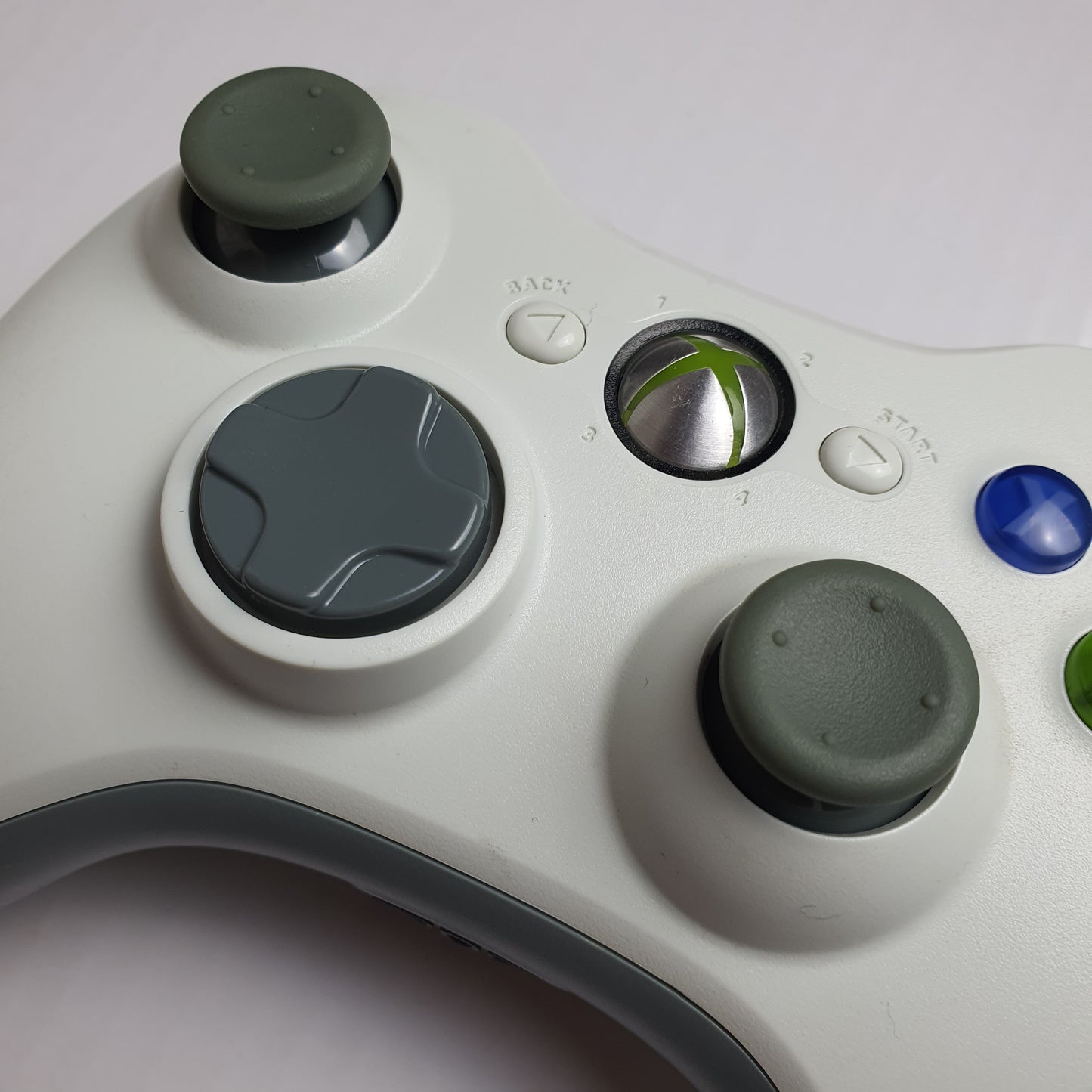 Official Microsoft Xbox 360 Wireless White Controller