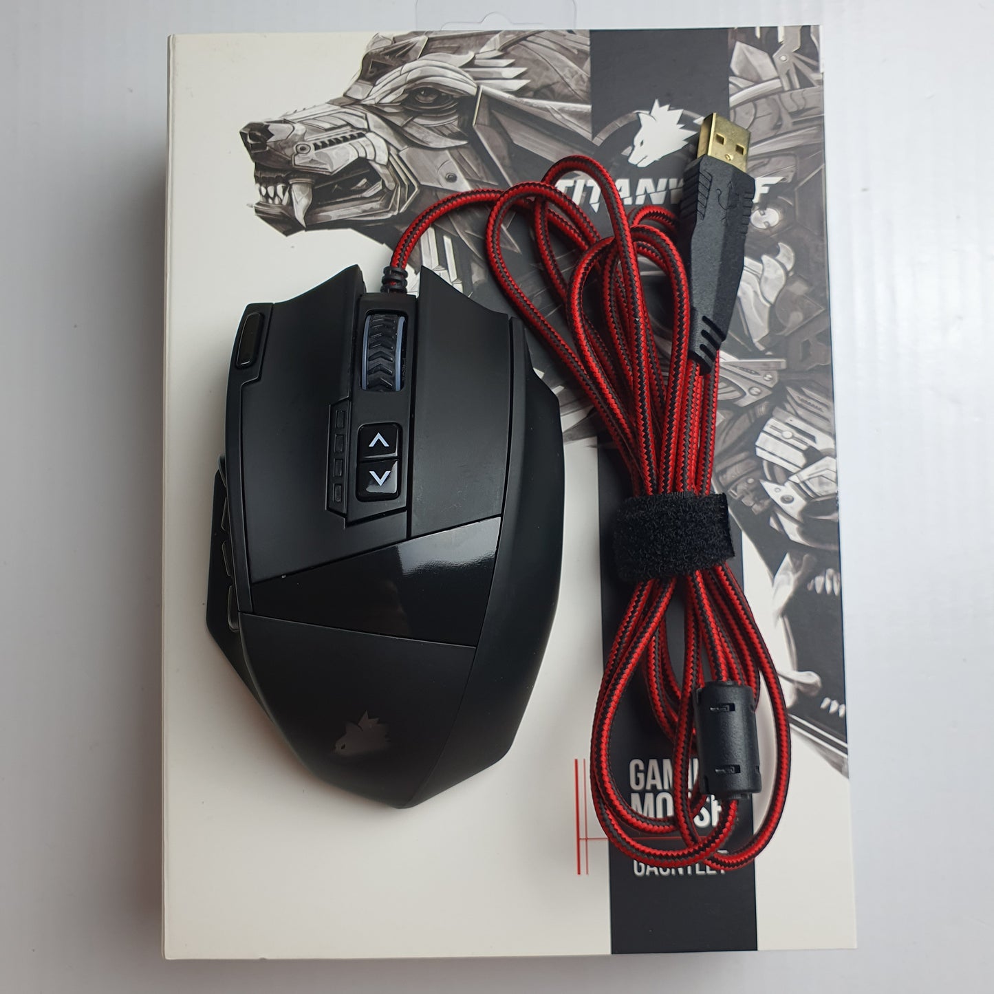 Titanwolf Gauntlet USB MMO Gaming Mouse