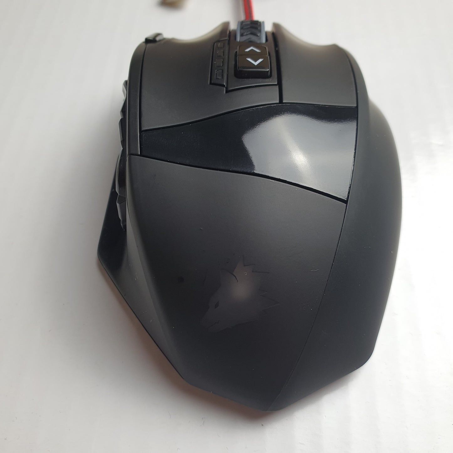Titanwolf Gauntlet USB MMO Gaming Mouse