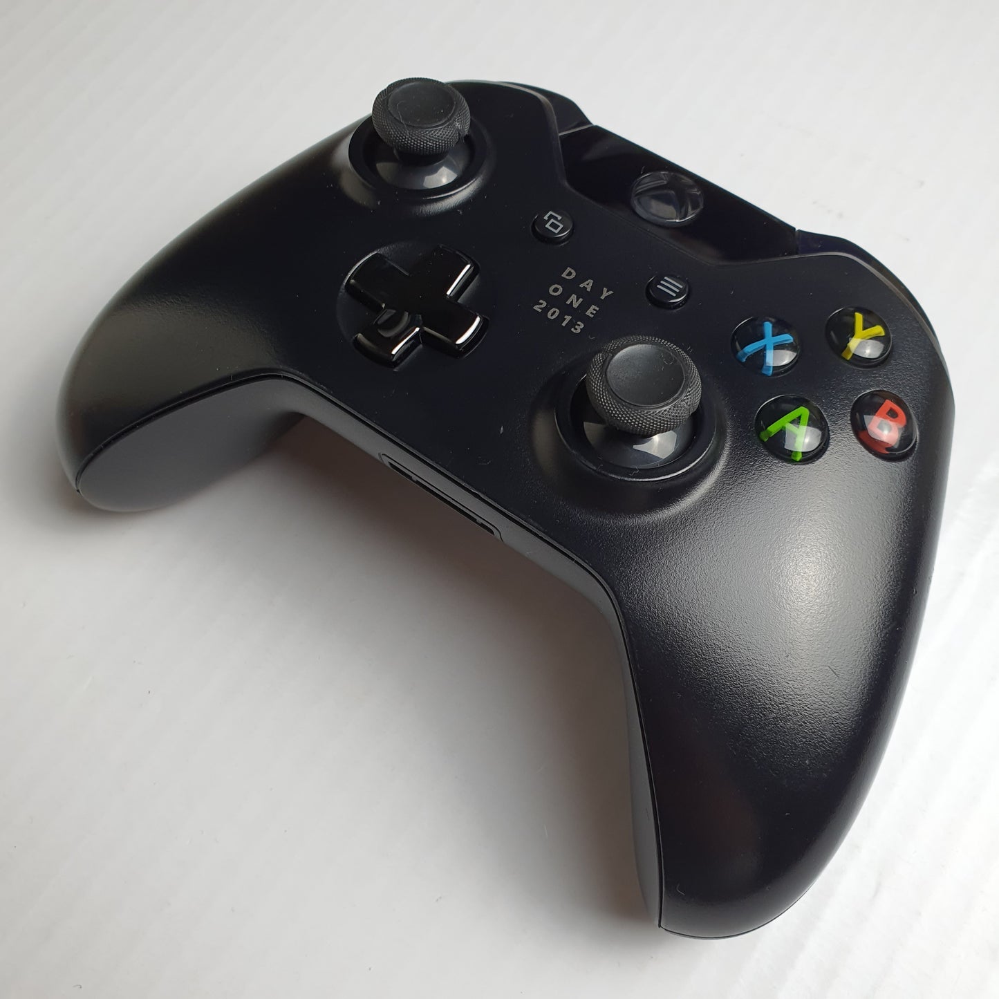 Official Microsoft Xbox One 'Day One 2013' Edition Black Wireless Controller 1537