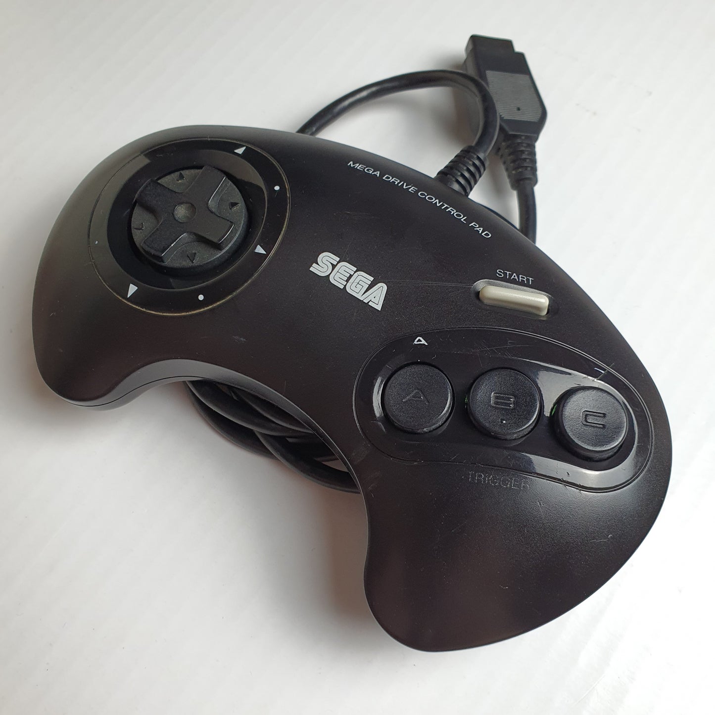 Official Sega Mega Drive Wired Black/Grey Controller 1650-50