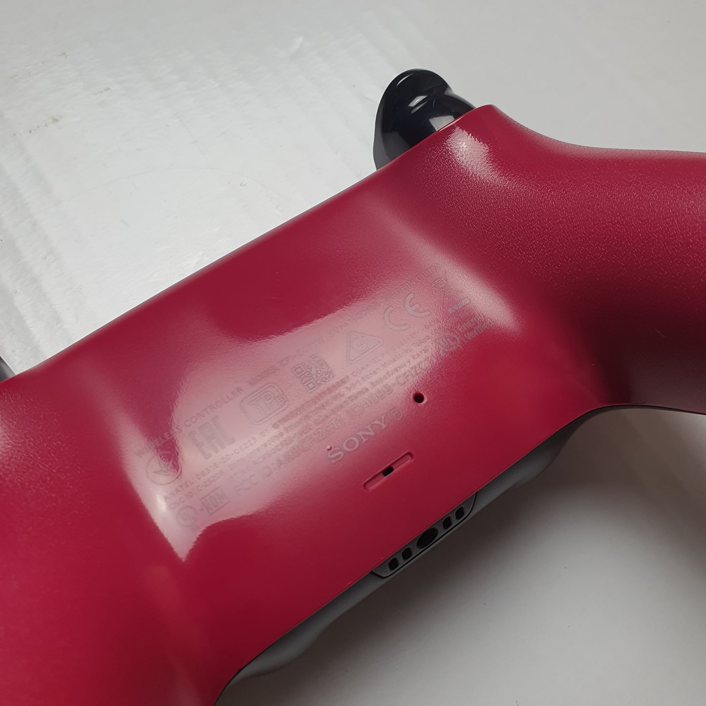 Official Sony PlayStation 5 PS5 DualSense Wireless Red Controller BDM-001