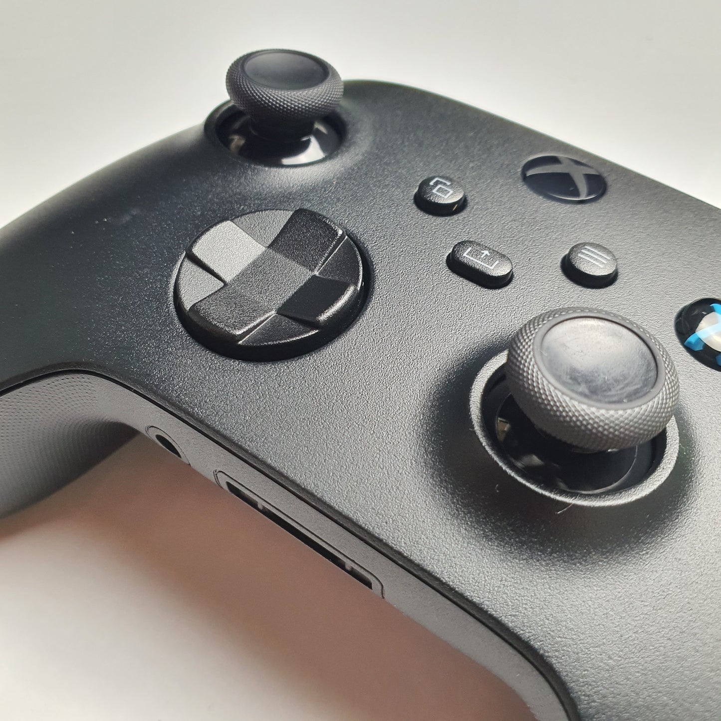 Official Microsoft Xbox Series X|S Wireless Bluetooth 'Carbon Black' Controller 1914