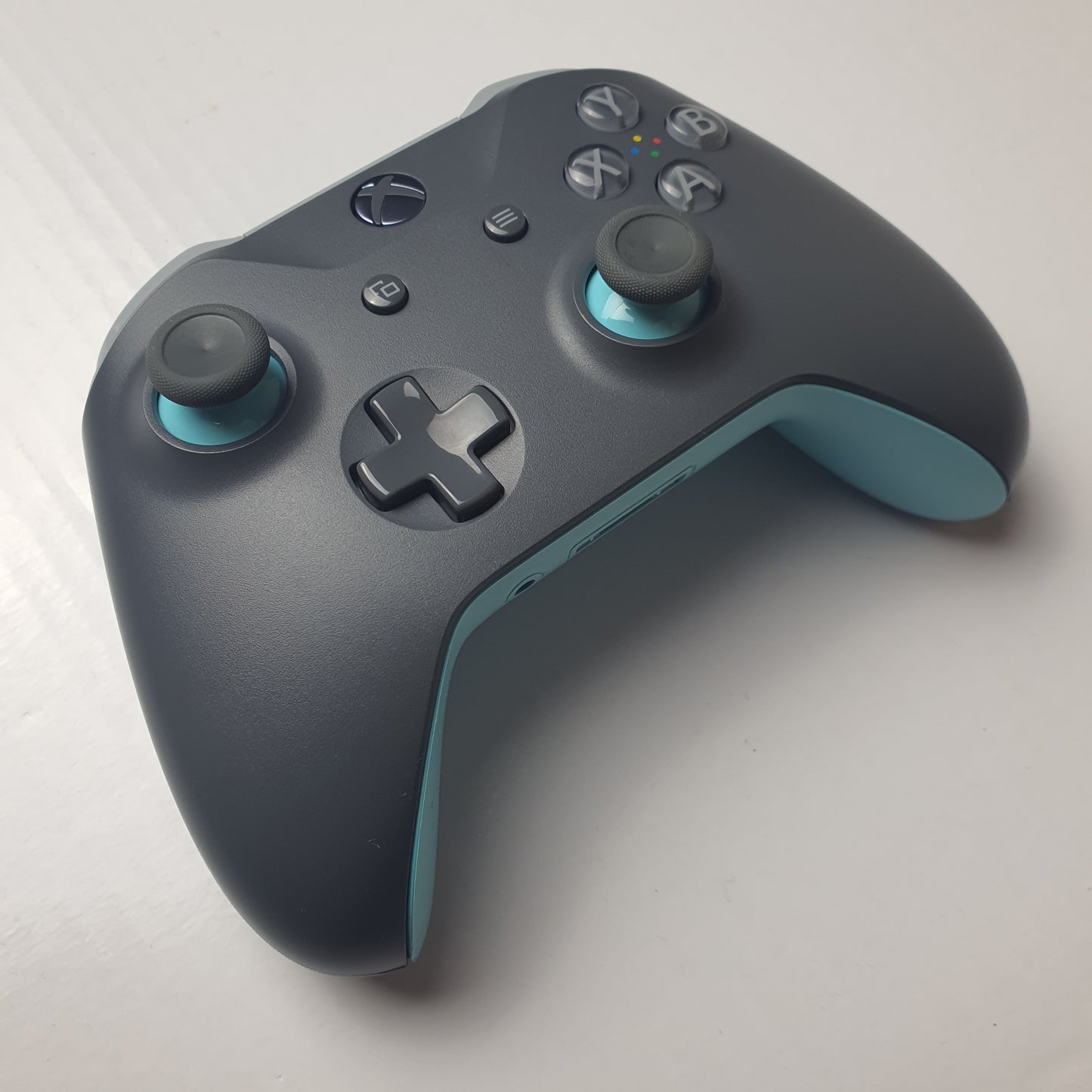 Official Microsoft Xbox Grey/Blue Wireless Bluetooth Controller 1708