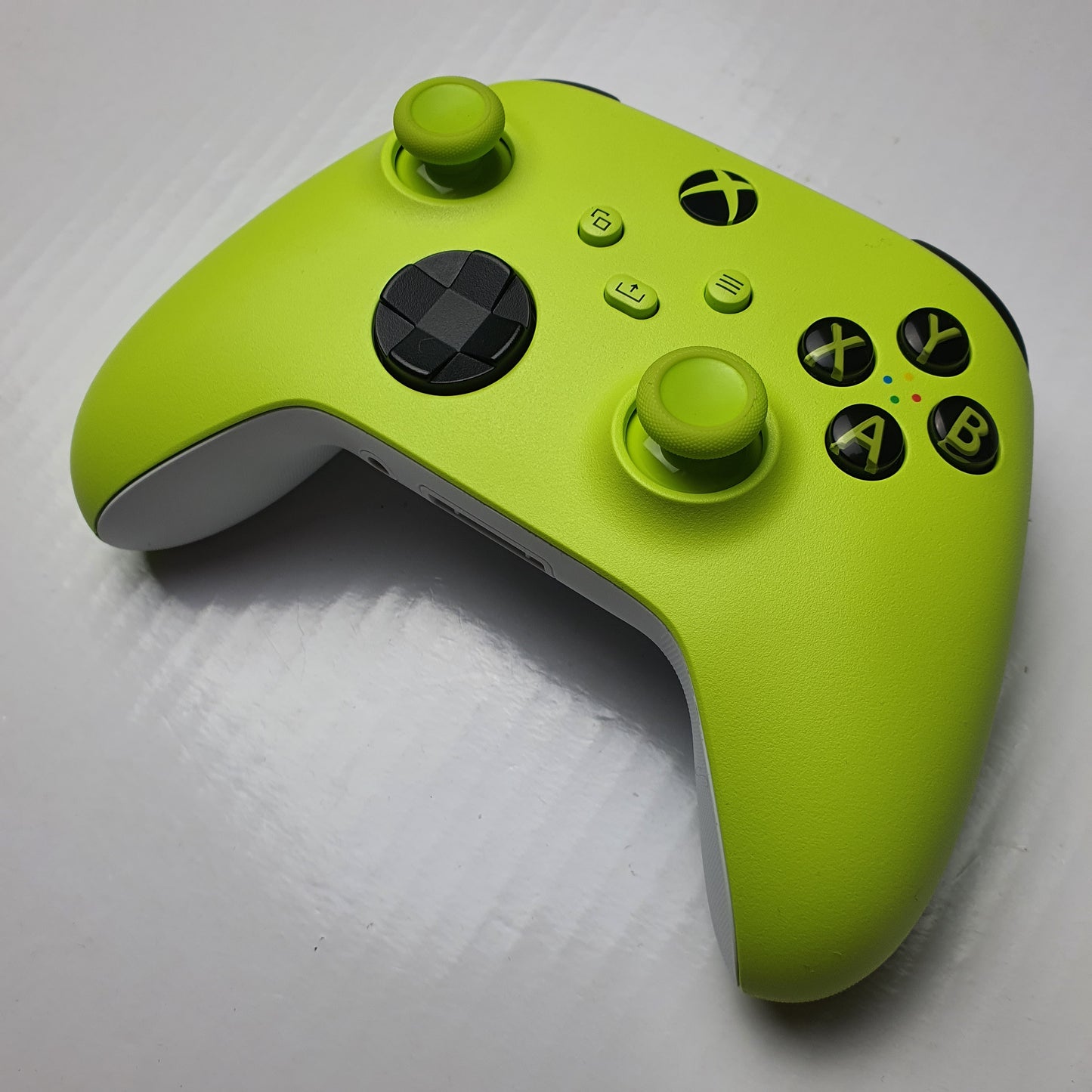 Official Microsoft Xbox Series X|S Wireless Bluetooth 'Electric Volt' Controller 1914