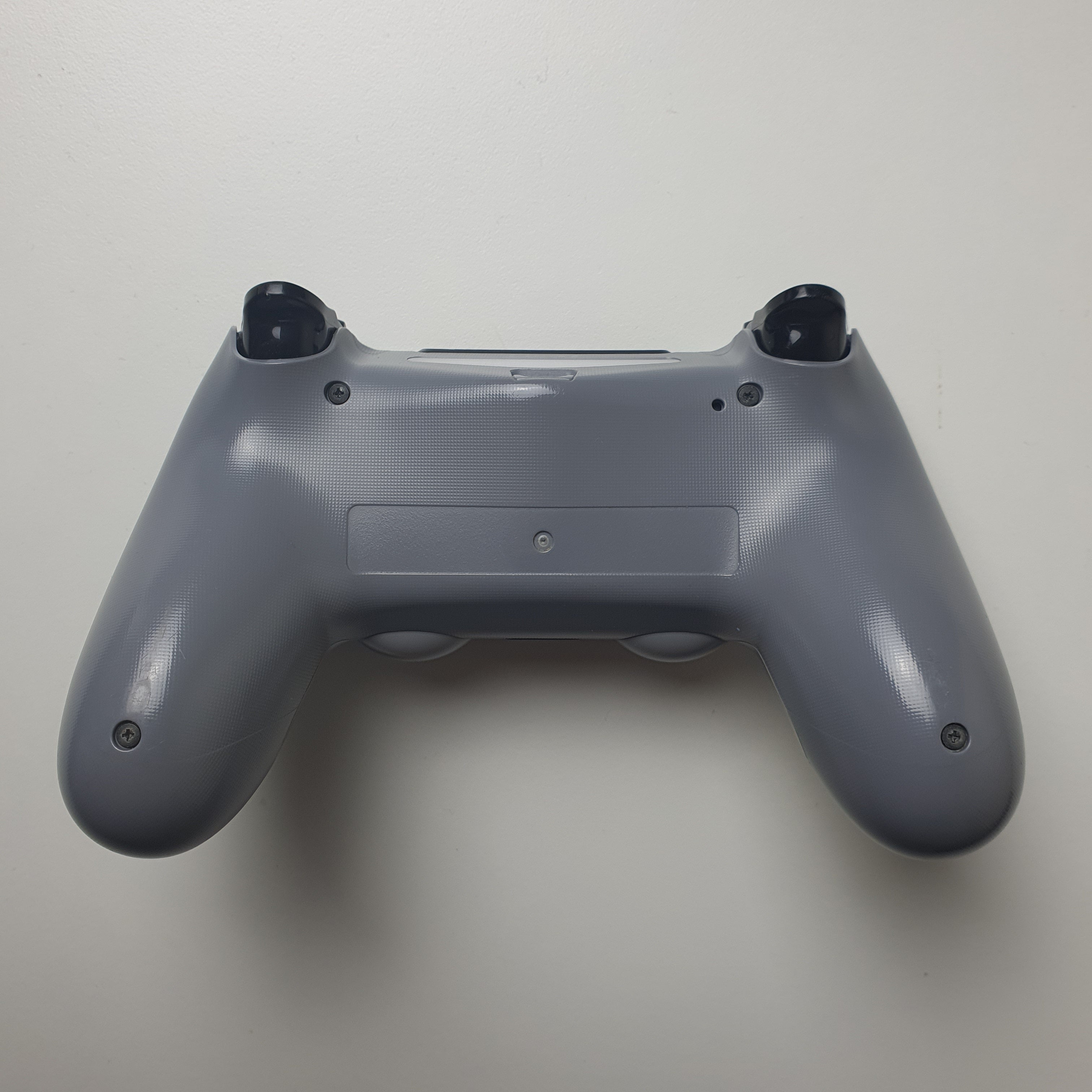 Order PS4 Controller 20th Anniversary Edition.