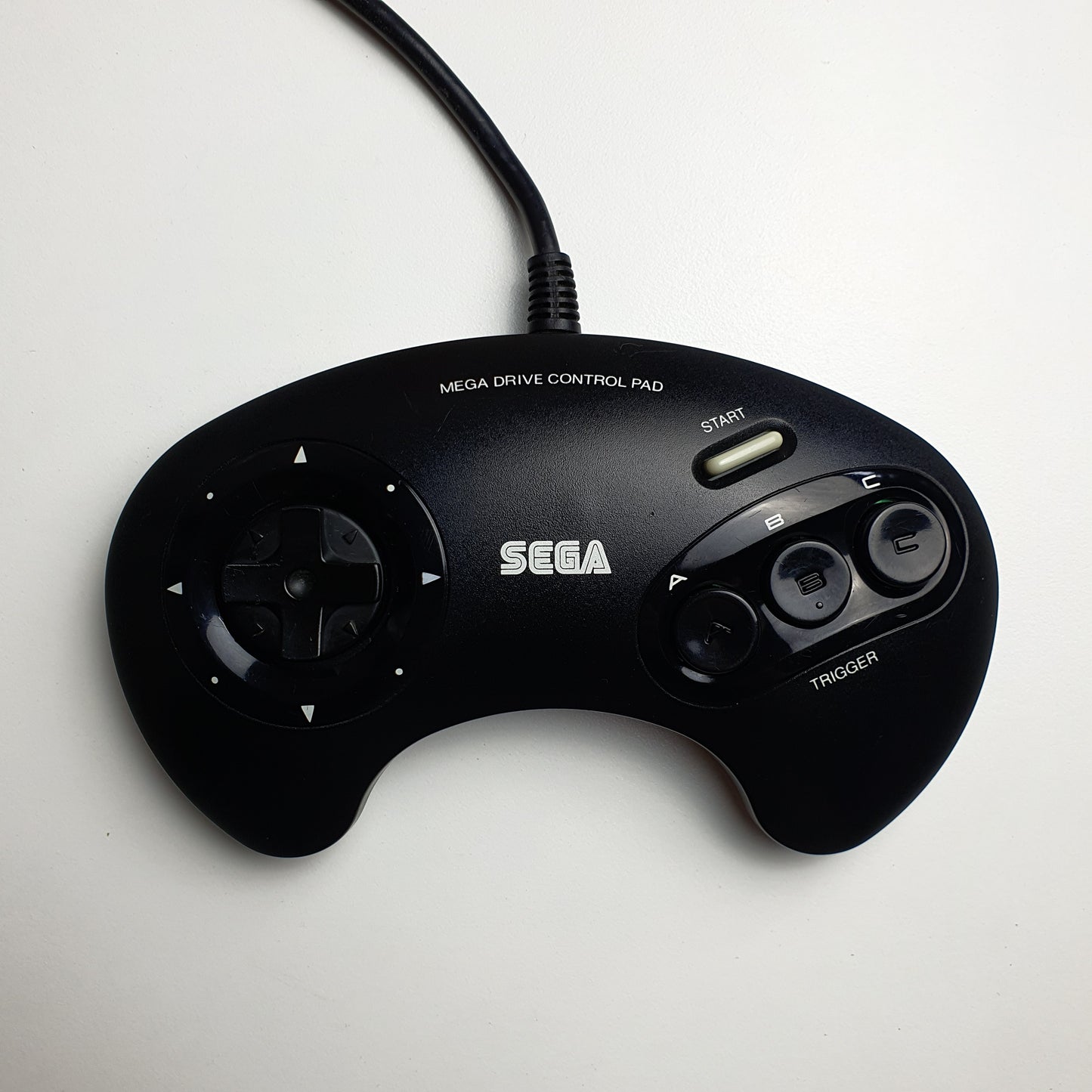 Sega Mega Drive Bundle - Inc. Console, Controller & Cables