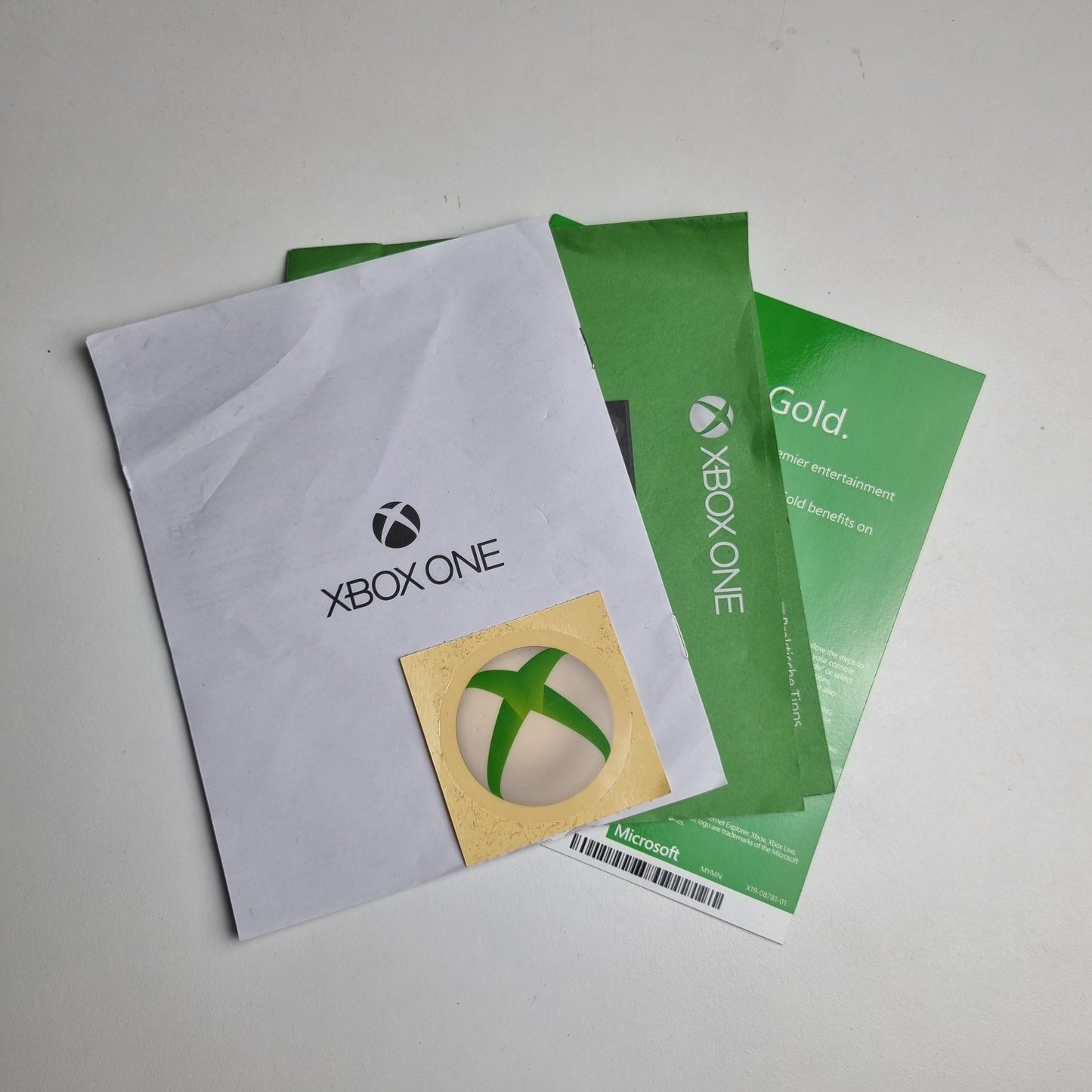 Microsoft Xbox One 500GB 'Day One 2013' Console Bundle - Includes Console, Controller, and Cables