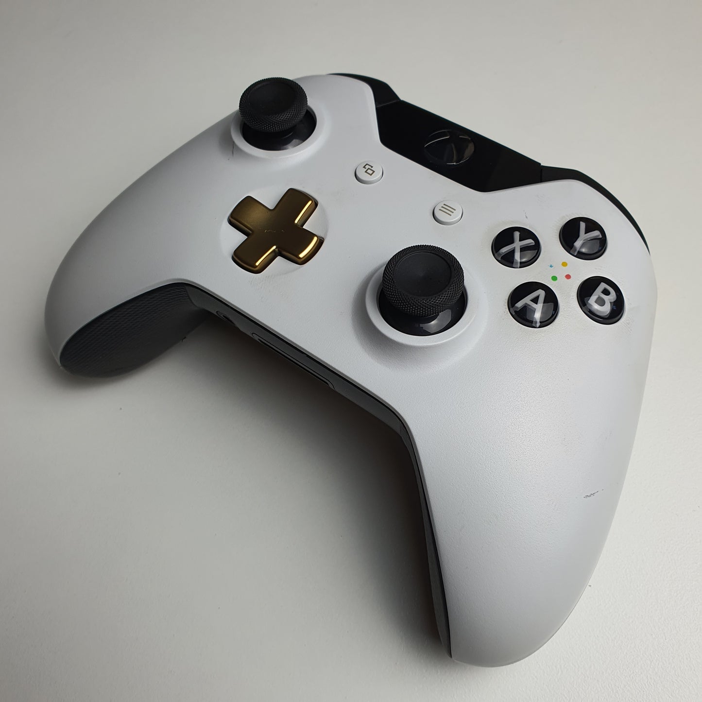 Official Microsoft Xbox One 'Lunar White' Wireless Controller