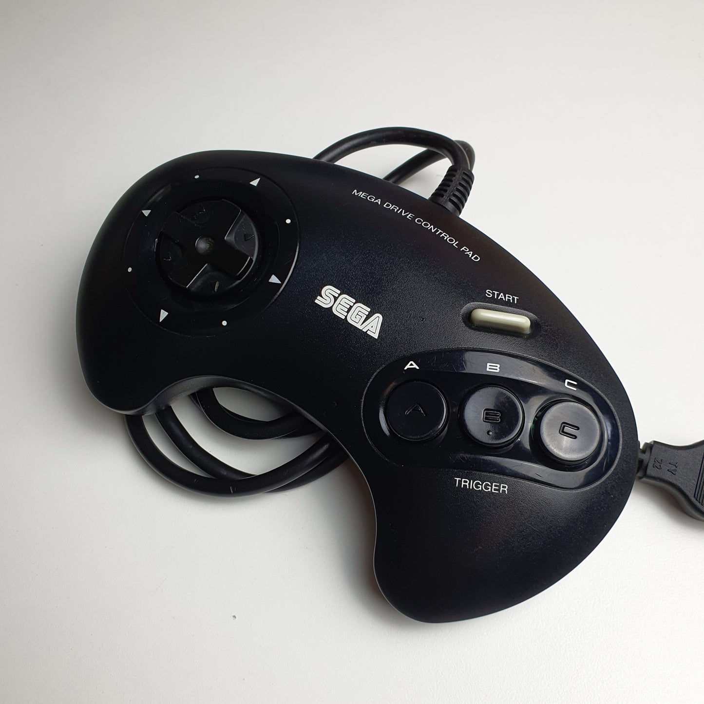 Sega Mega Drive Bundle - Inc. Console, Controller & Cables