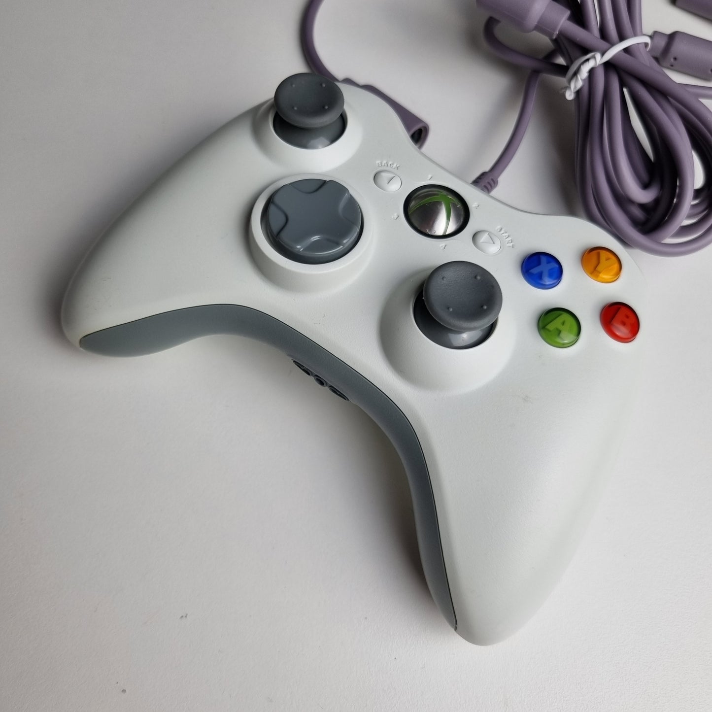 Official Microsoft Xbox 360 Wired White Controller w/ Breakaway Cable