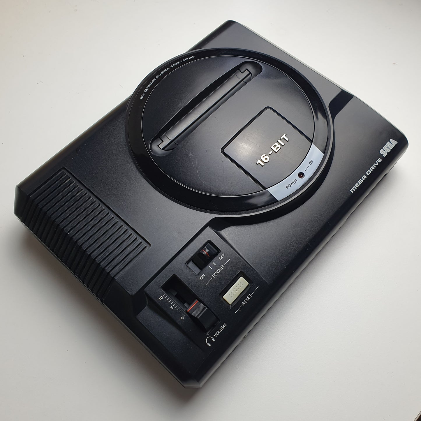 Sega Mega Drive Bundle - Inc. Console, Controller & Cables