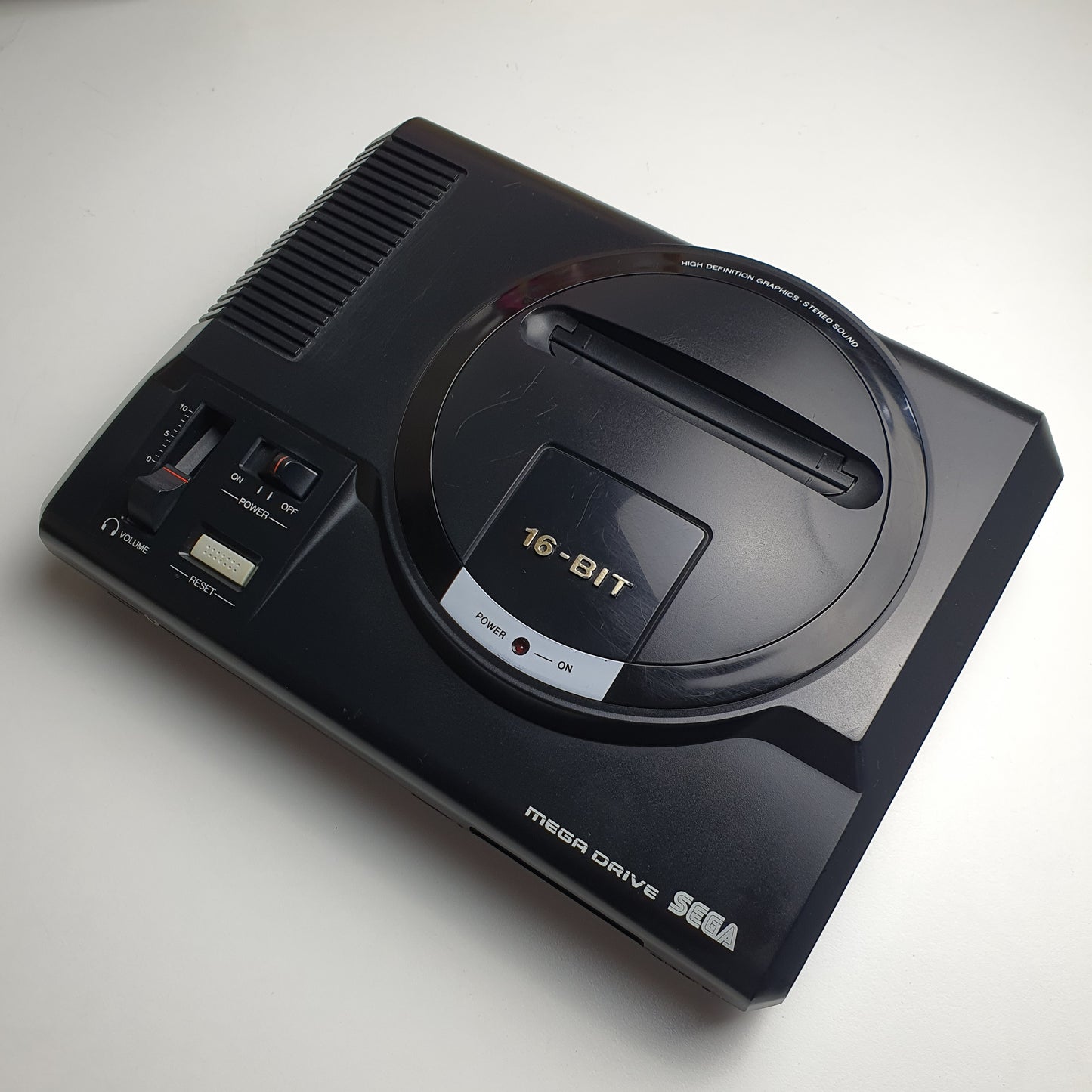 Sega Mega Drive Bundle - Inc. Console, Controller & Cables