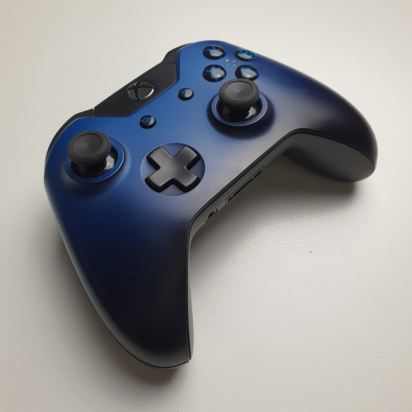 Official Microsoft Xbox One 'Dusk Shadow' Wireless Controller