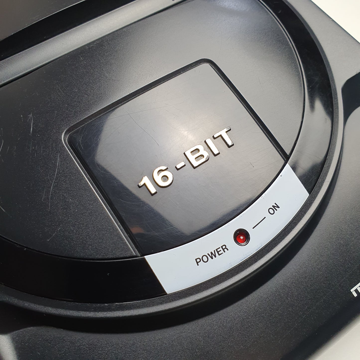 Sega Mega Drive Bundle - Inc. Console, Controller & Cables