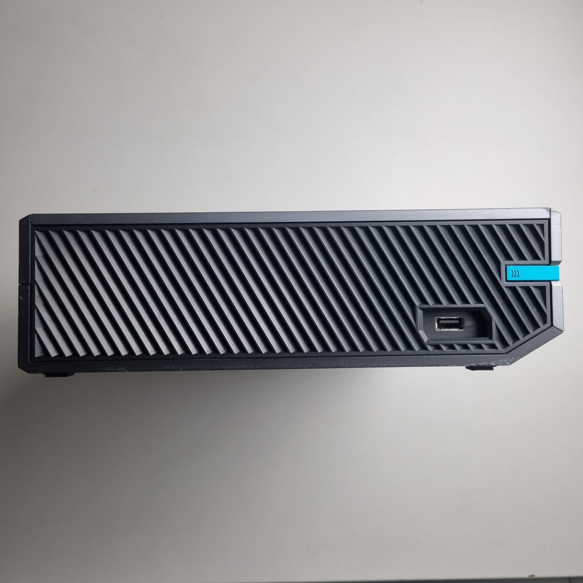 Side view of an official Microsoft Xbox One refurbished console limited edition Halo 5: Guardians 1 terabyte