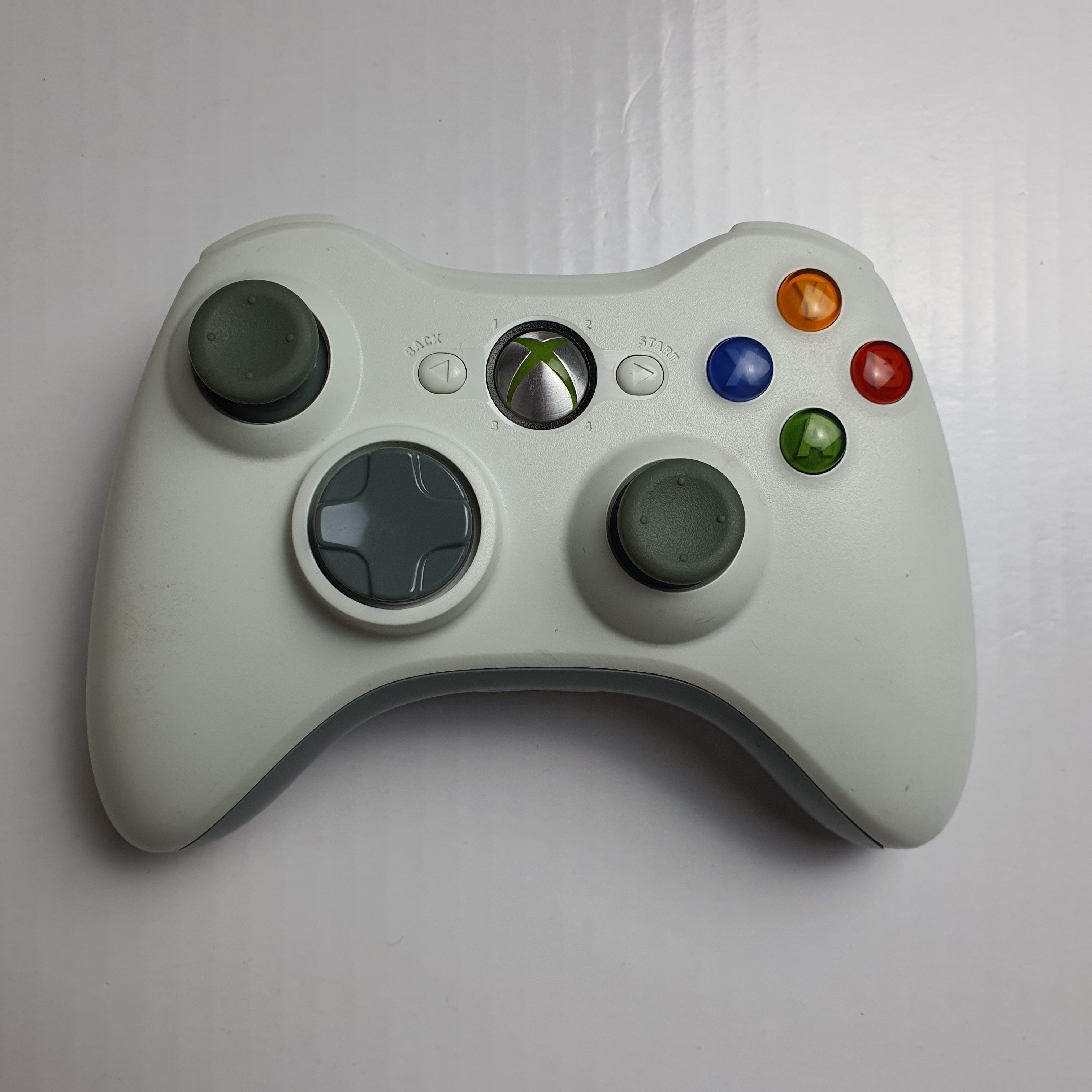 Xbox 360 best sale wireless controller white