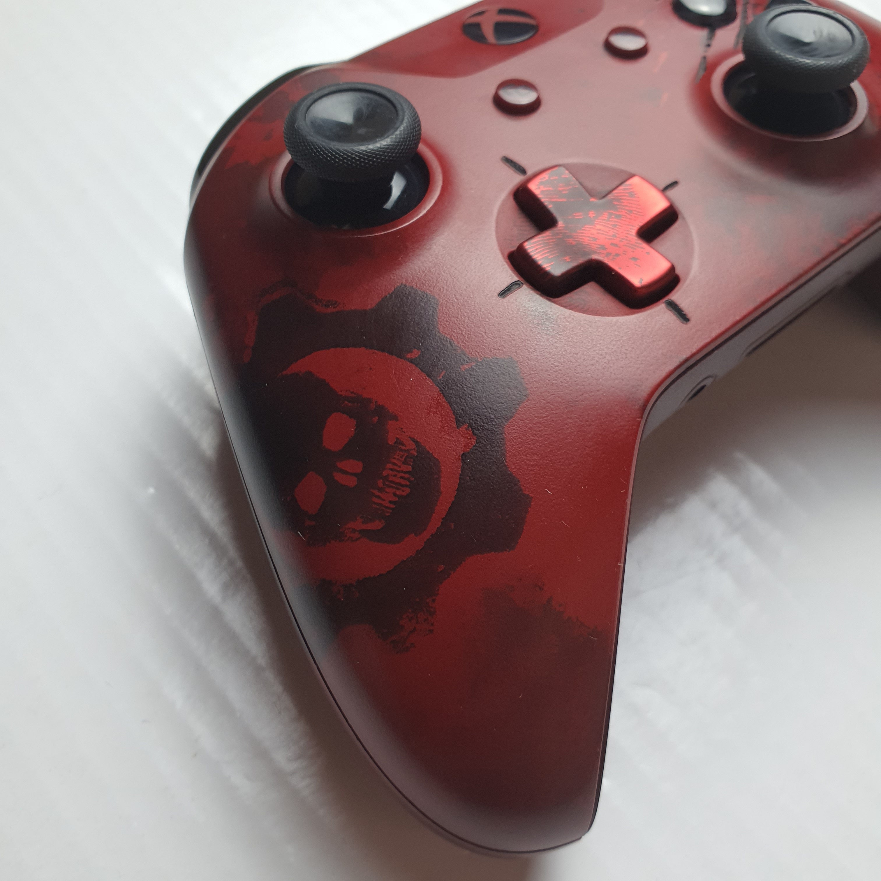 Microsoft xbox one gears of war store 4 crimson omen limited edition wireless controller