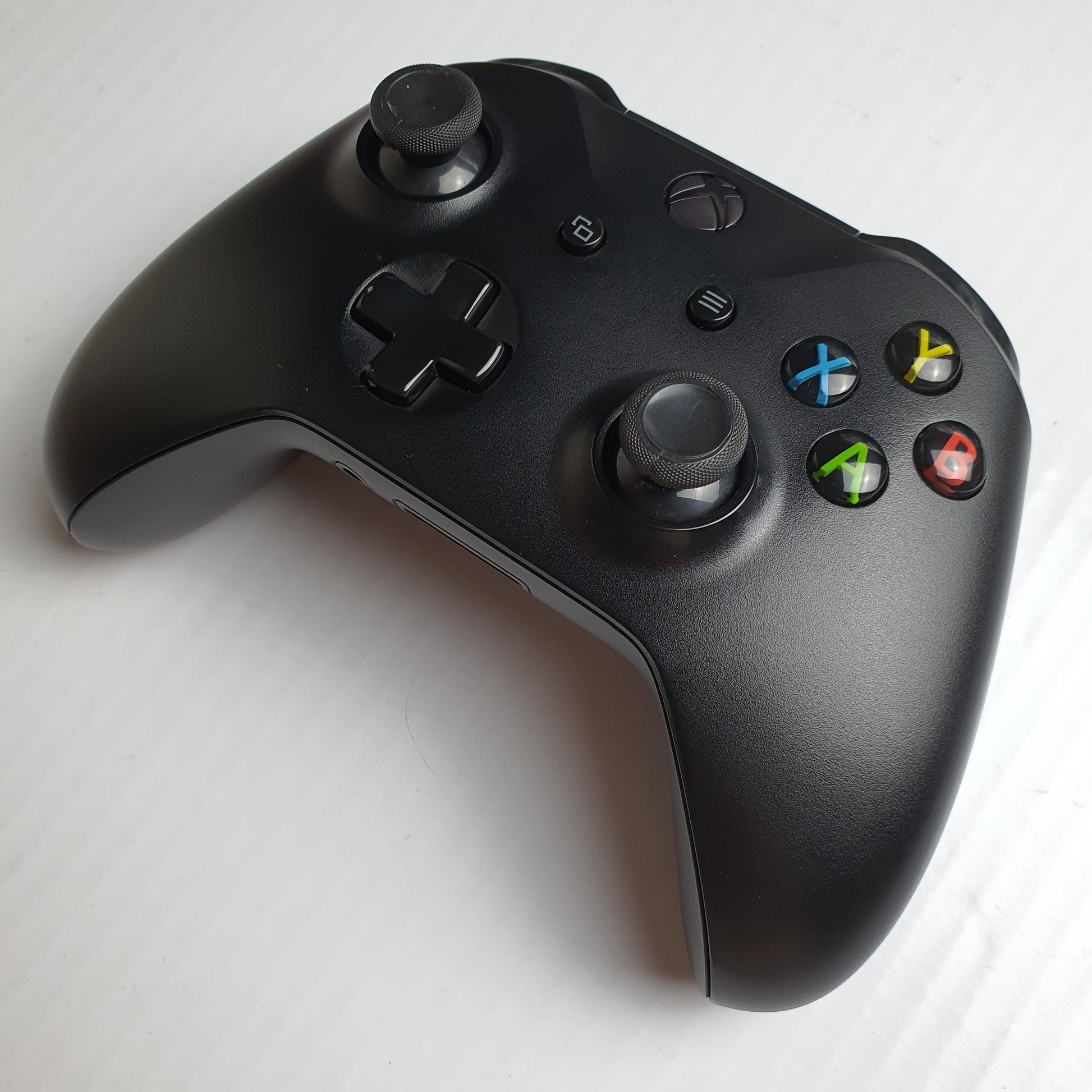Microsoft Xbox One Controller 1708 ~ White 