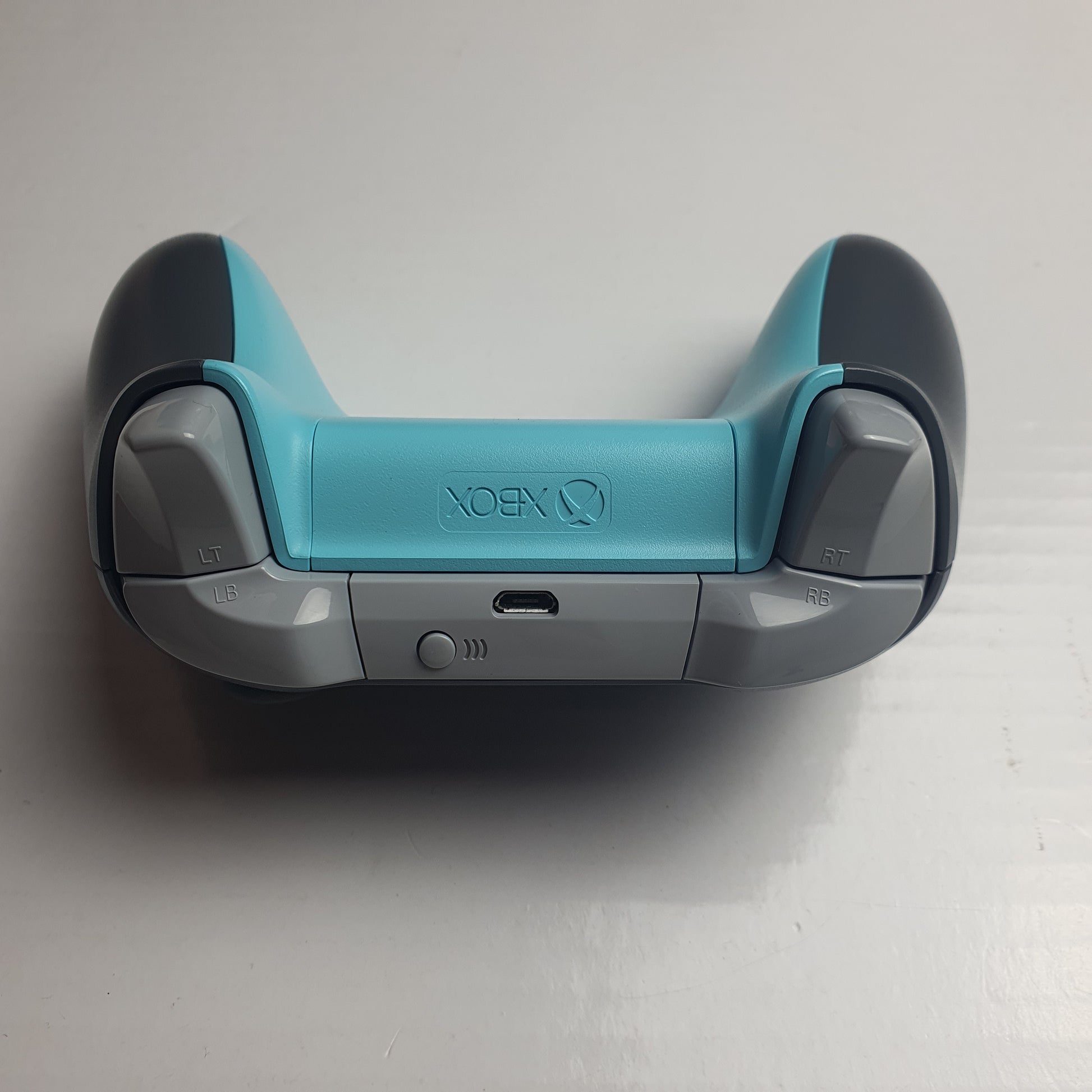 Official Microsoft Xbox Grey/Blue Wireless Bluetooth Controller