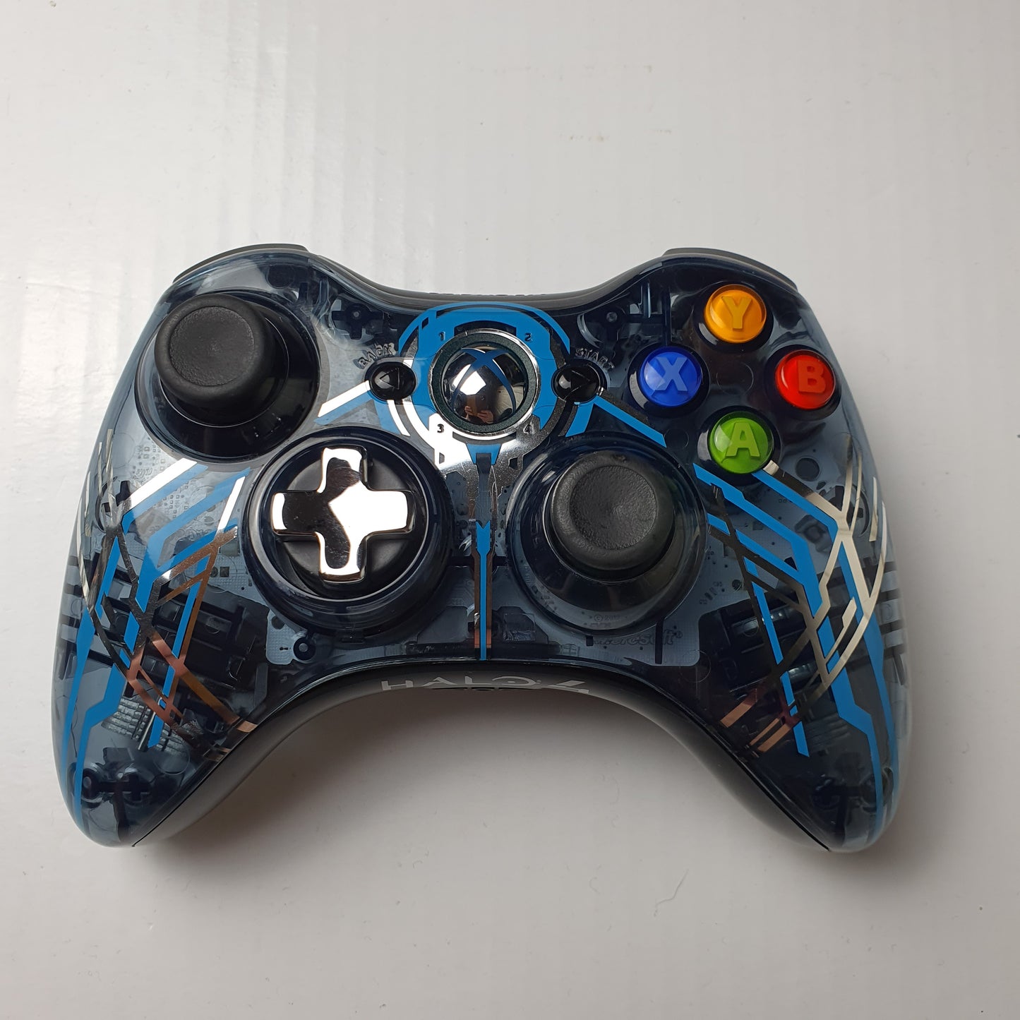Official Microsoft Xbox 360 Limited Edition 'Halo 4: Forerunner' Wireless Controller